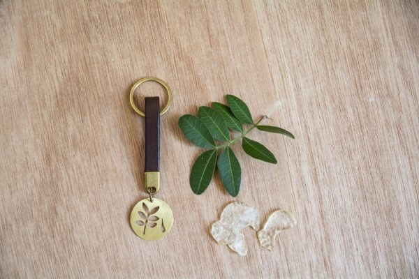 Mastiha Elegance Leather Keychain - Image 2